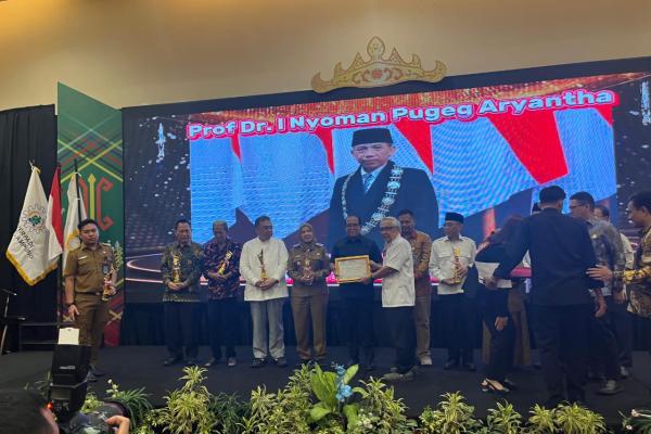 Perpadi Award 2024 Anugerahkan Penghargaan untuk Bupati Terpilih